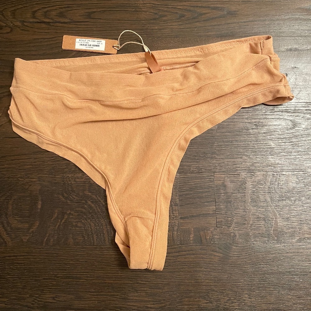 NWT SKIMS Thong OCHRE 3XL PN-THG-1635